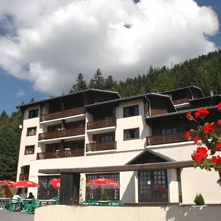 Apart-hotel Odalys Le Front De Neige
